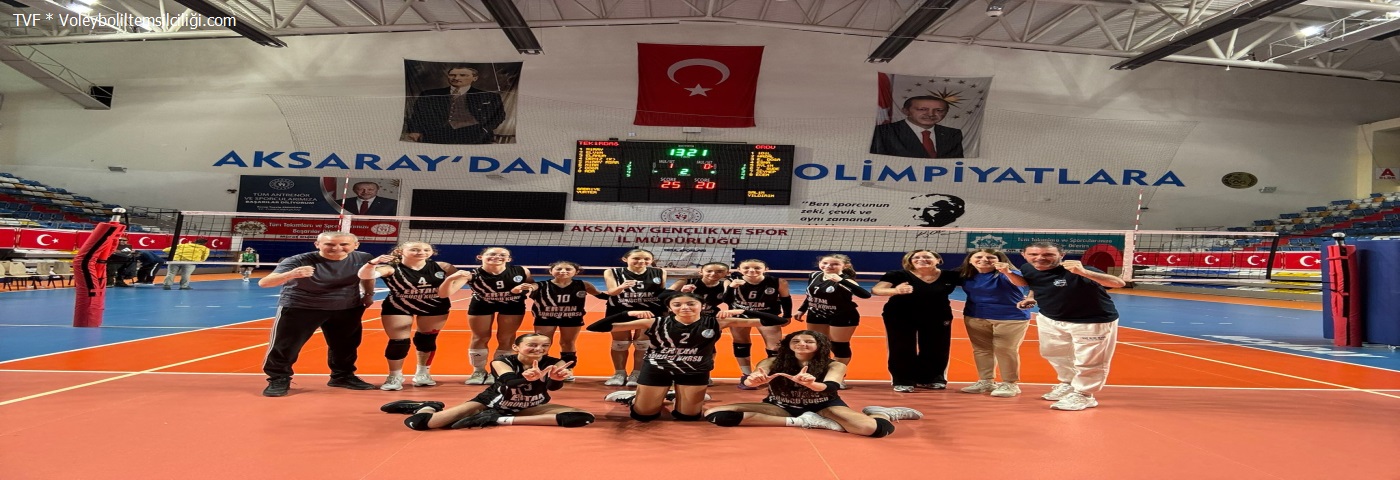 Çorlu Şahinler Ortaokulu Okullarası Küçük Kızlar Türkiye Şampiyonu